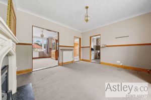 living room- click for photo gallery
